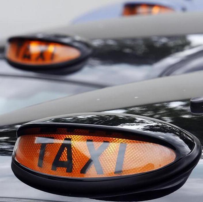 COVID support grants launched for Birmingham taxi drivers